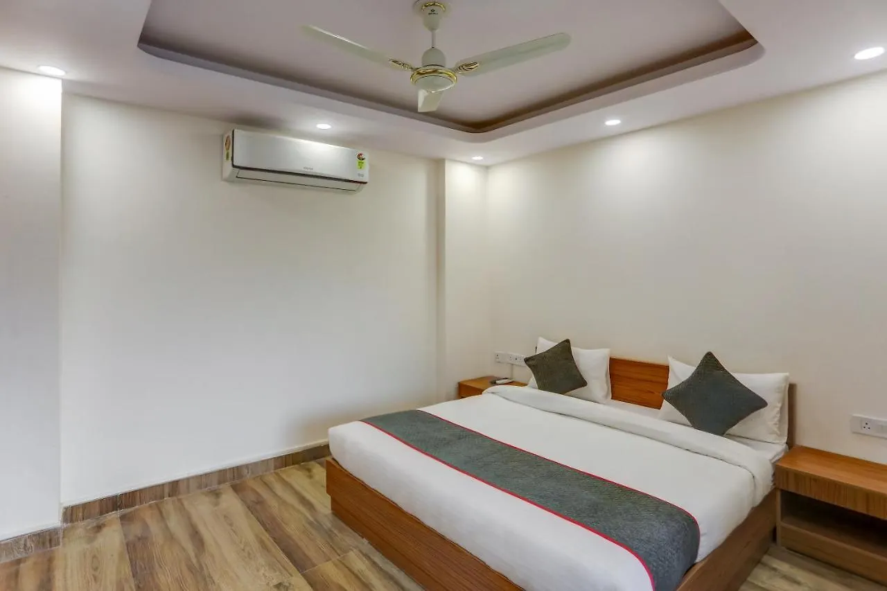 Collection O The Doors Near Appu Ghar Hotell Gurgaon
