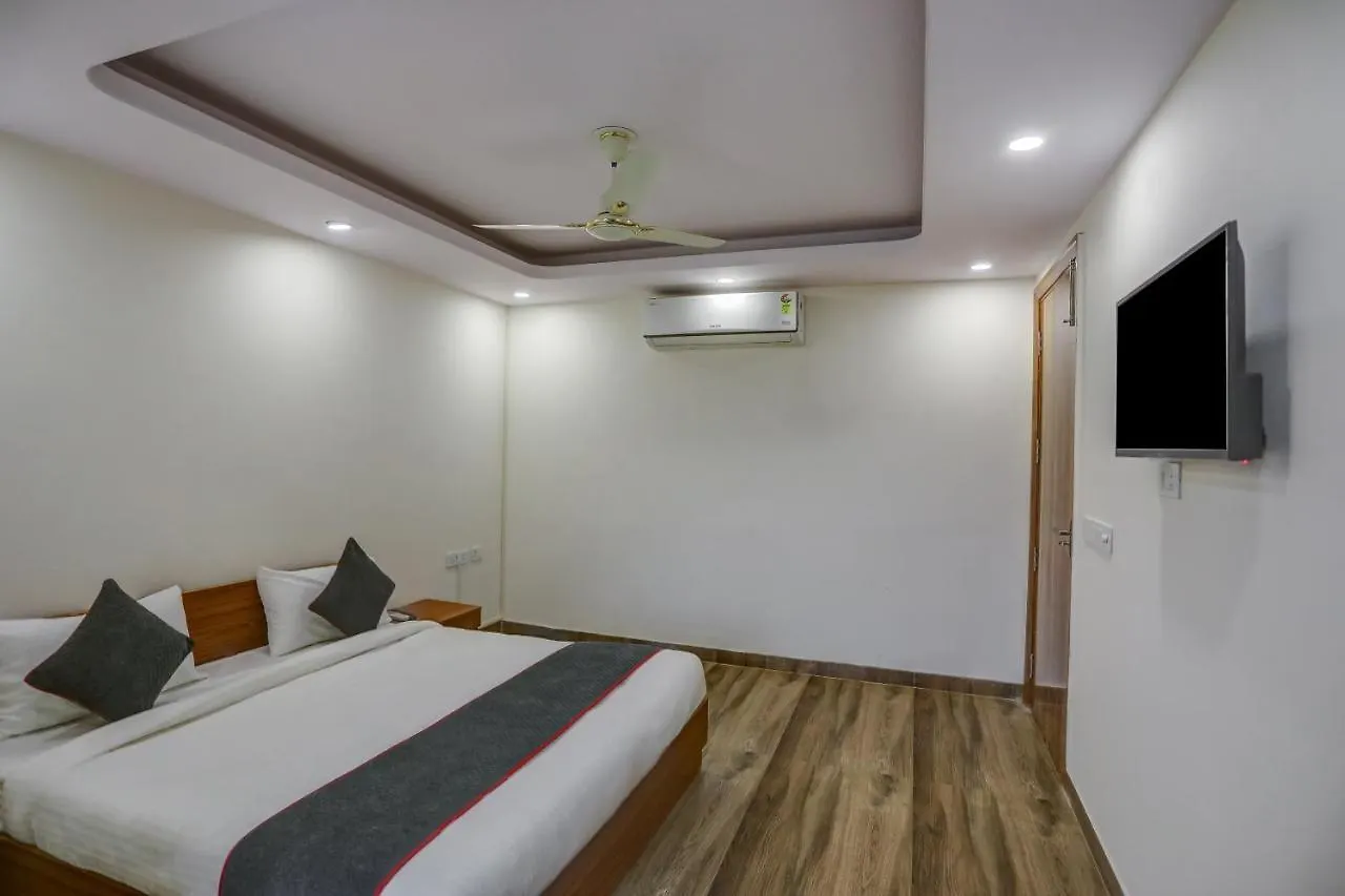 Collection O The Doors Near Appu Ghar Hotell Gurgaon