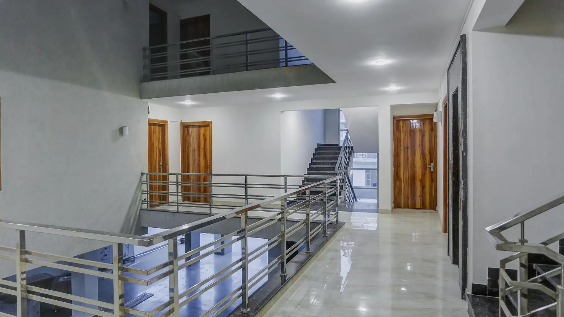 Collection O The Doors Near Appu Ghar Hotell Gurgaon